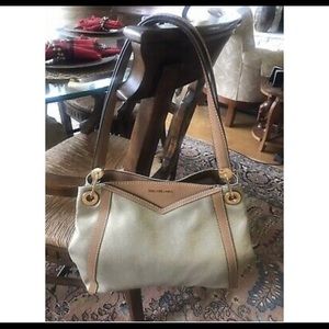 Michael Kors Gold/Leather Handbag 🌟